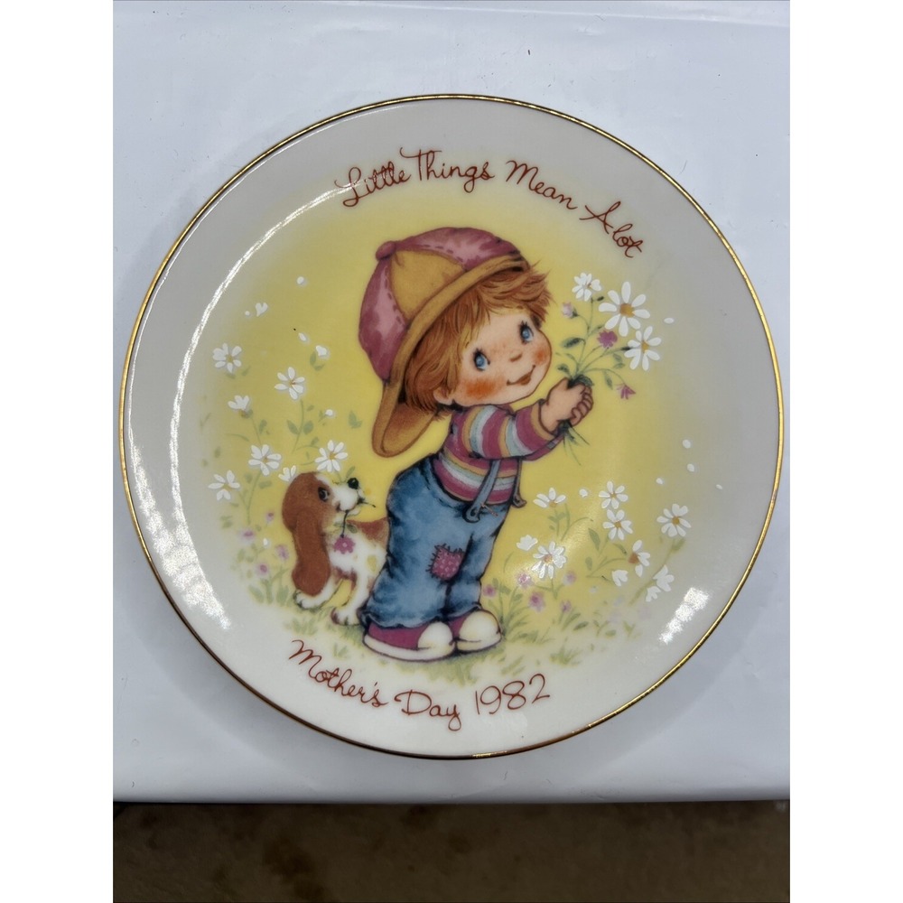 1982 Avon Mothers Day Collector Plate Little Things Mean A Lot Boy Dog Japan
